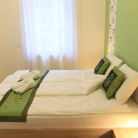 Apartment Green Bridge Budapest